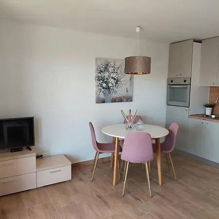 Apartment App Mirela 1 *