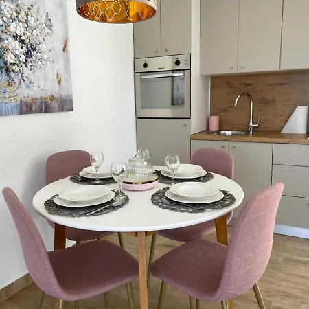 Apartment App Mirela 1 *