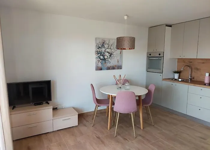 아파트 App Mirela 1 *